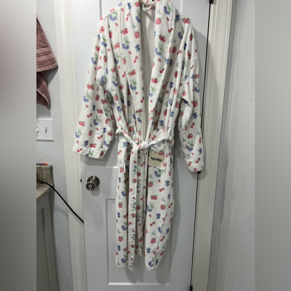 Djerf Avenue Summer Berries Robe M/L